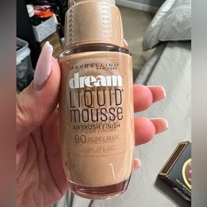 Maybelline foundation